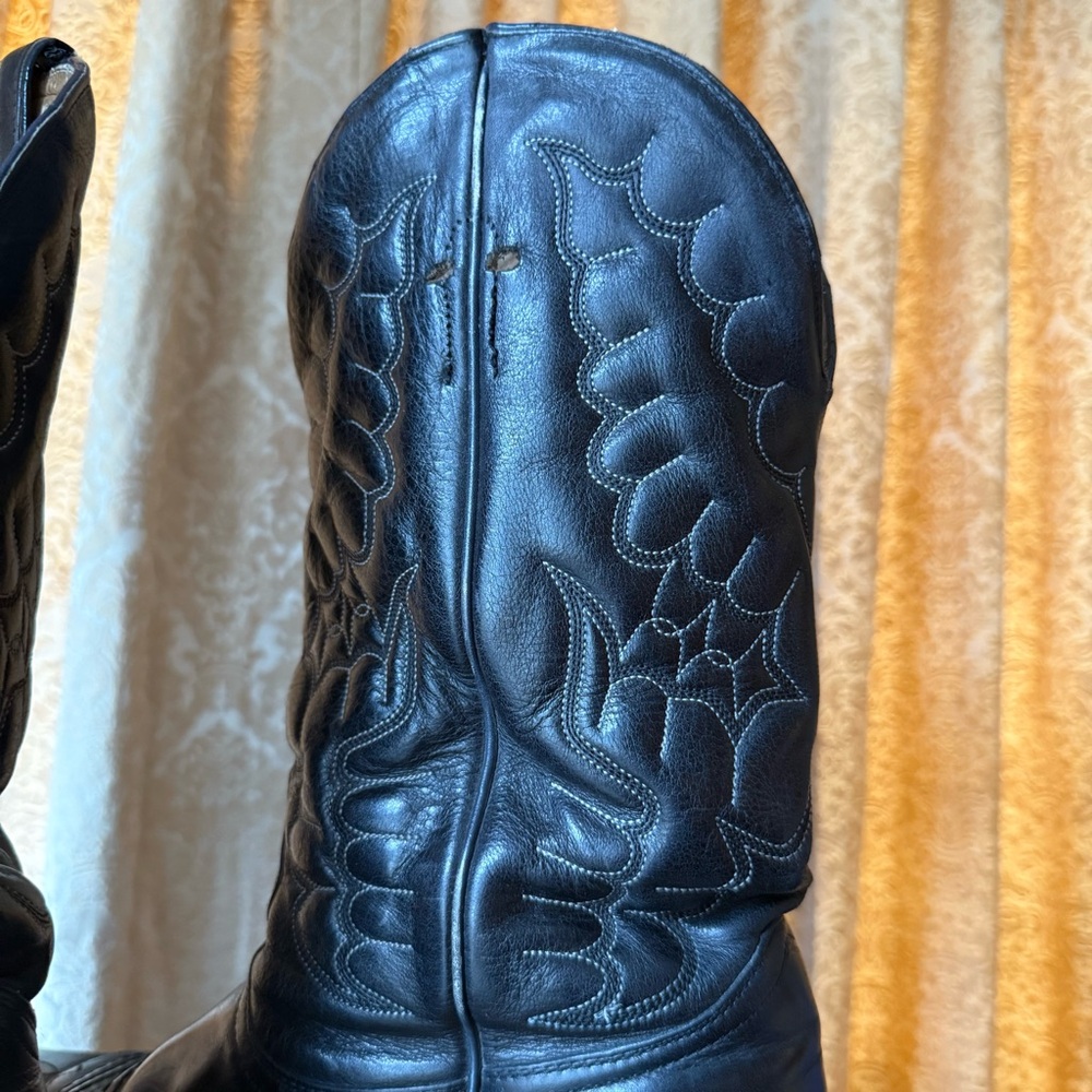 Gorgeous Boulet Cowboy‎ Boots - Picture 8 of 11